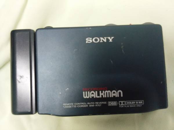 SONY WALKMAN 録音機能付き　カセットテープ SONY ソニー レコーディングウォークマン カセットテープ 録音、再生