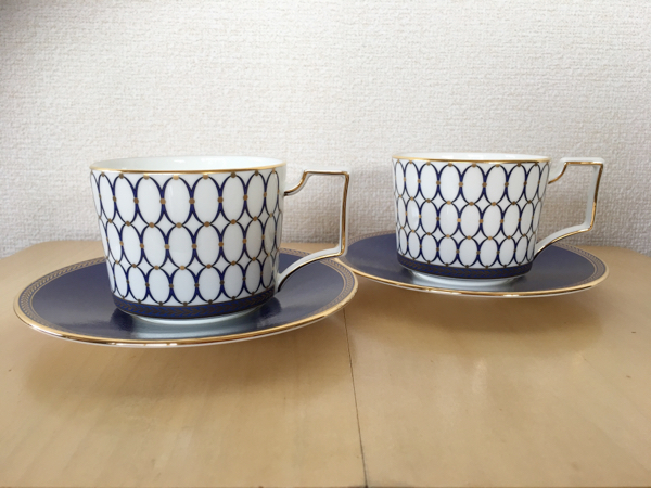 新品ウェッジウッド ルネッサンスゴールド カップ&ソーサー 2客