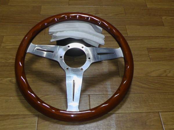 NARDI / ナルディクラシック ウッド ステアリング (33mm) ナルディ