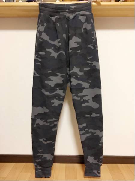 Zara Man スウェットバイカーパンツ M 迷彩カモフラ柄 ストレッチ 高質で安価