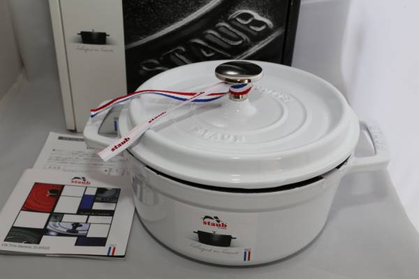 STAUB ラウンドココット ホワイト Staub ストウブ ピコ・ココット
