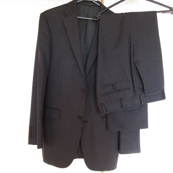 美品：バーバリーブラックレーベル スーツ 42R