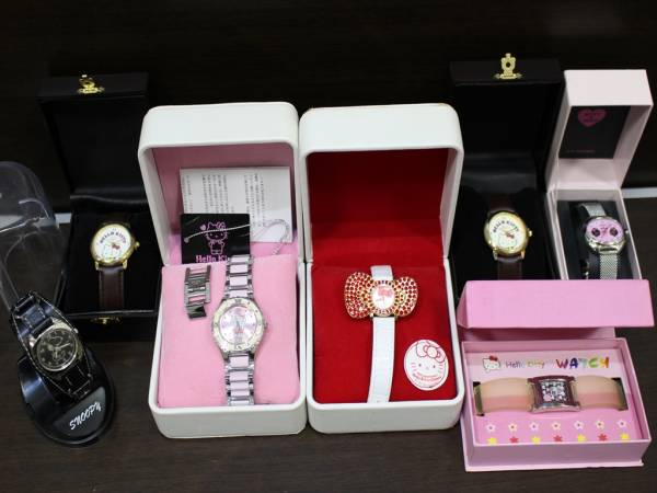 サンリオまとめ【キティーちゃん】腕時計等　7点まとめて　E022