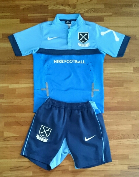 ナイキ NFTB 上下 セット XS 120～130 NIKE ウェア ジュニア