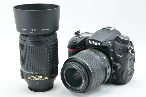 ニコン NIKON D7000 200mmVR Wズーム ヤフオク年末☆