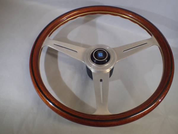 ☆イタリー製 NARDI ハンドル 121916☆ ステアリング ナルディ 【公式