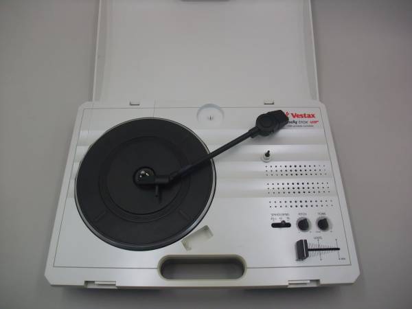 Vestax ポータブルターンテーブル handytrax USB WHITE Vestax handy