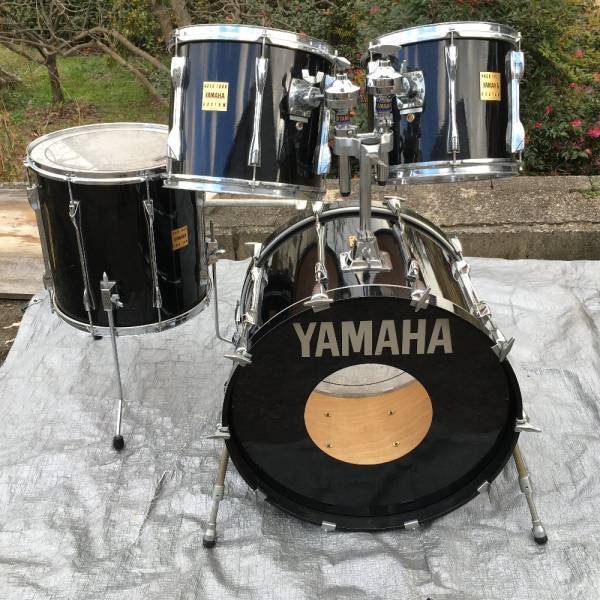R927 YAMAHA ROCK TOUR CUSTOM 12/13/16/22 中古品　黒　愛知