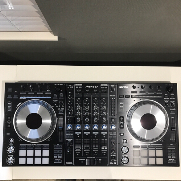 美品】DDJ-SZ serato DJ用コントローラー PIONEER パイオニア Ultimate