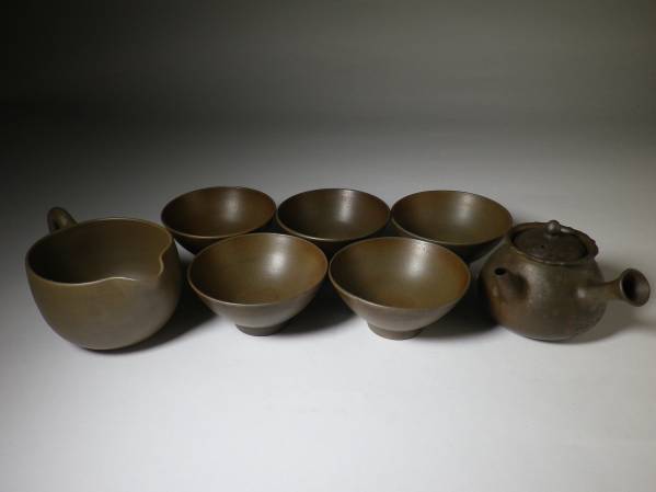 ◇栄◇佐渡 無名異焼 三浦常山 造 茶葉釉 茶注 急須 共布