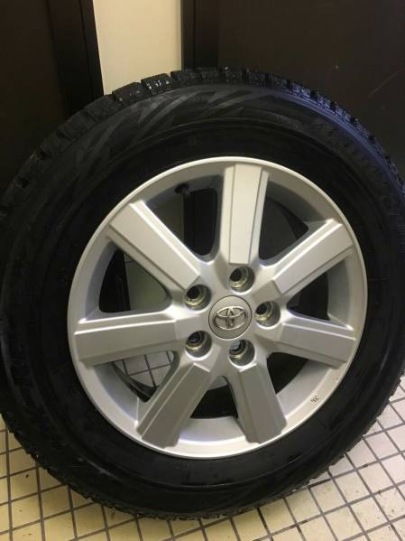 ブリヂストン BLIZZACブリザック215/604本set TOYOTA純正ホイール付