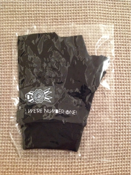 uverworld グローブ 手袋 未開封 希少 UVERworld グローブ 初代