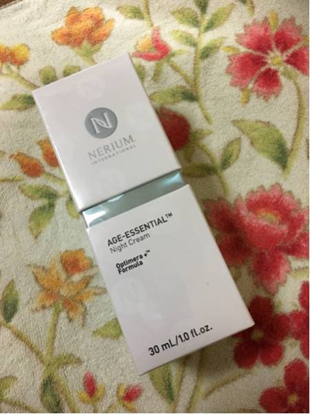 コスメ、スキンケア 新品未開封 Nerium エッセンシャル 30ml ディ