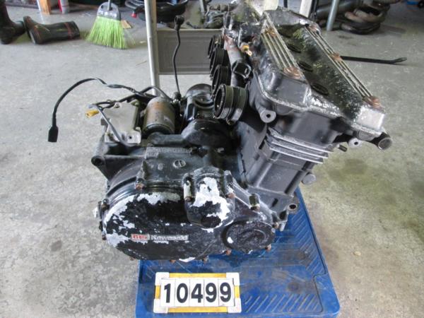10499 カワサキ ZX750G GPZ750R 純正 エンジン Yahoo!オークション