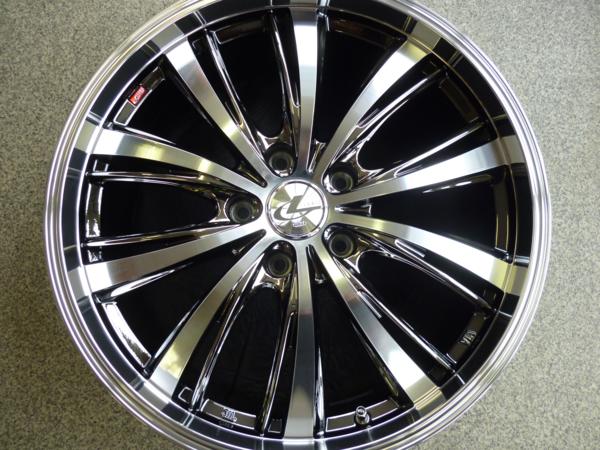 展示品⑨レオニスＥＸ 18×7.0J 114.3-5Ｈ+47 ★エスティマ　エクストレイル　エルグランド　セレナ　ジューク等に★在庫処分価格！！