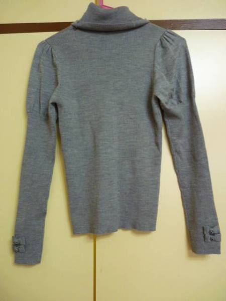 新品★ギャラリービスコンティ★袖リボン★タートルセーター★グレー