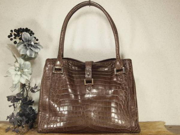 美品 最高峰 本物 マットクロコダイル CROCODILE レザーバッグ 濃茶 定価20万 （財布