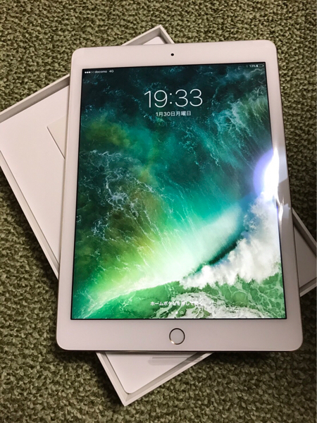 【新品】iPad Air2 128GB ゴールド docomo Wi-Fi+cellular