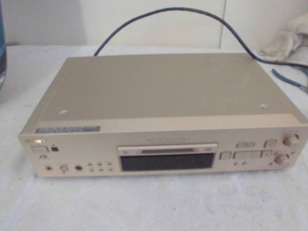 ◇ SONY ソニー MDS-JB940 MDデッキ リモコン有り 中古 現状品