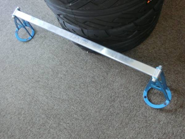 JZX100 チェイサー マークⅡ 社外タワーバー①