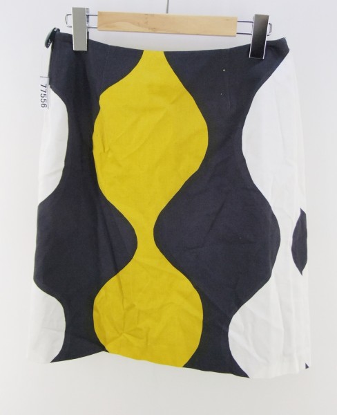 marimekko マリメッコ - サム-ユッシ・コスキ シャツ *77556 ■マリメッコ marimekko *SAMU－JUSSI KOSKI　kukkatori コットンプリントワンピース*花柄フラワー総柄レディース0618【92F81】