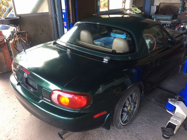 ロードスター ｎｂ8ｃ 事故現状車 部品取 エンジンかかります 書付 丸車 マツダ 売買されたオークション情報 Yahooの商品情報をアーカイブ公開 オークファン Aucfan Com