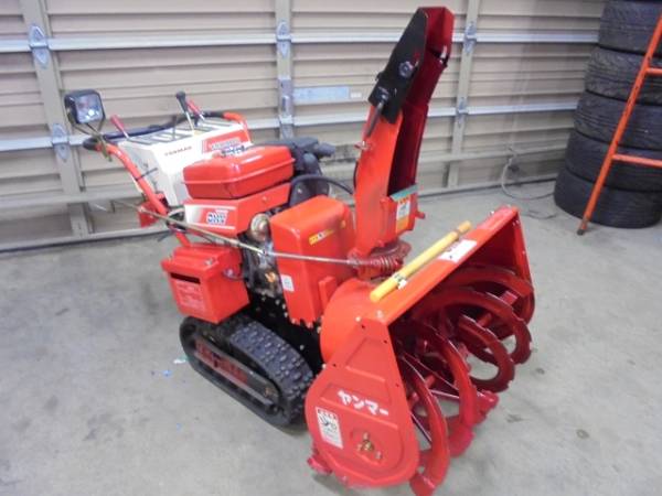 YANMAR YSR80S 除雪機 YANMAR YSR80S除雪機 引き取り限定。ジャンク