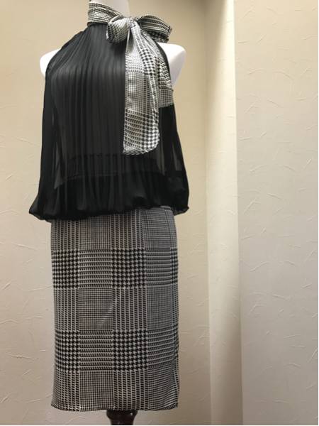 セレモニーセットアップ・スカートセット・美品・サイズ9号・38・千鳥格子・アンサンブル・ノースリーブ・エレガント・ノーベスパジオ