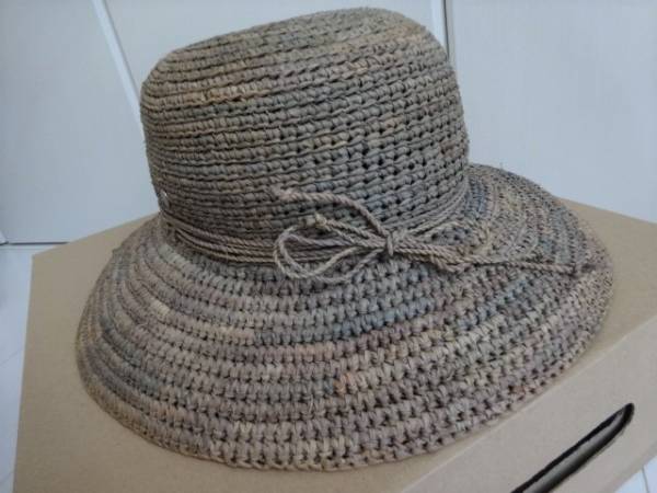 １度使用 美品 ヘレンカミンスキー 【おしゃれラフィアハット 麦わら帽子】