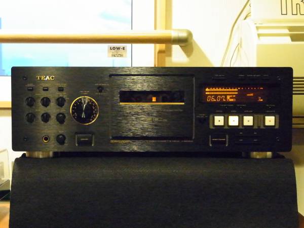 TEAC V-6030S ジャンク品 世界有名な TEAC V-6030S（ブラック）ジャンク品 【公式通販】