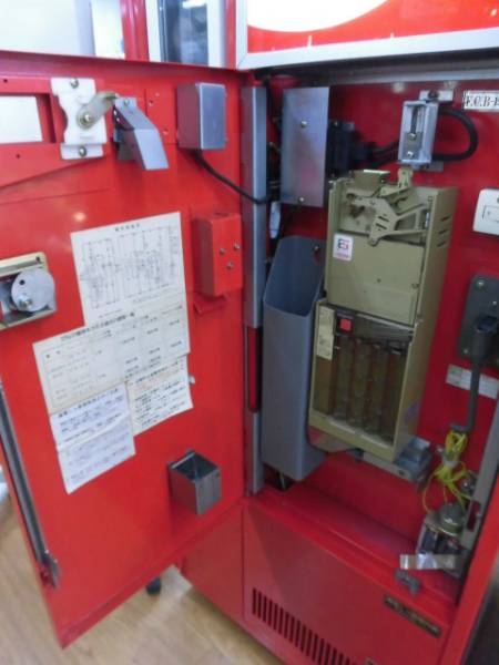 316/サンヨー コカ コーラ 自動販売機 レトロ SVM-E64 昭和 SANYO