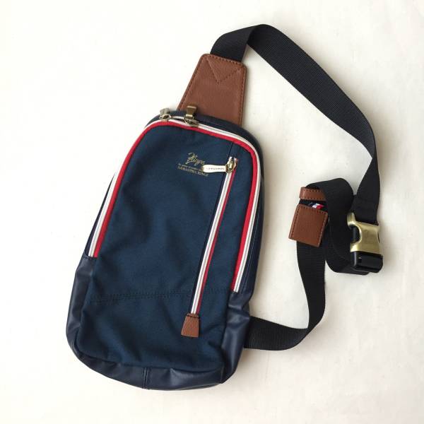 美品！サマンサキングス SAMANTHA KINGZ ボディバッグ ワンショルダーバッグ ネイビー