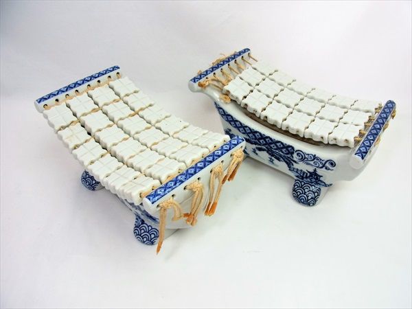 光明陶枕 陶器枕 2点まとめてセット 昭和レトロ 中国 染付 寝具(染付)|売買されたオークション情報、yahooの商品情報をアーカイブ公開 ...