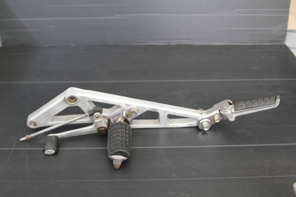 CB750F O&T バックステップ (CB900F, CB1100F)☆値下げ交渉受付中