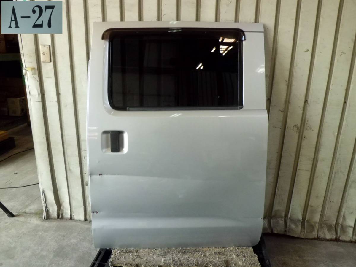 本物保証，豊富な Q9Q9 S402M タウンエース ライトエース バン 純正 左 リア スライド ドア ASSY ヒンジ付 H20年式 1E7(サイド)｜売買されたオークション情報、yahooの商品情報をアーカイブ公開 - オークファン トヨタ用