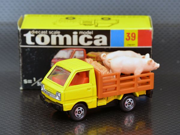 39-3-5　スズキ キャリィ家畜運搬車 日本製　絶版トミカ