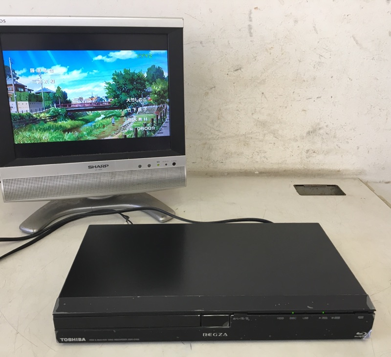 828[5] TOSHIBA REGZA DBR-C100 HDD/BDレコーダー ジャンク