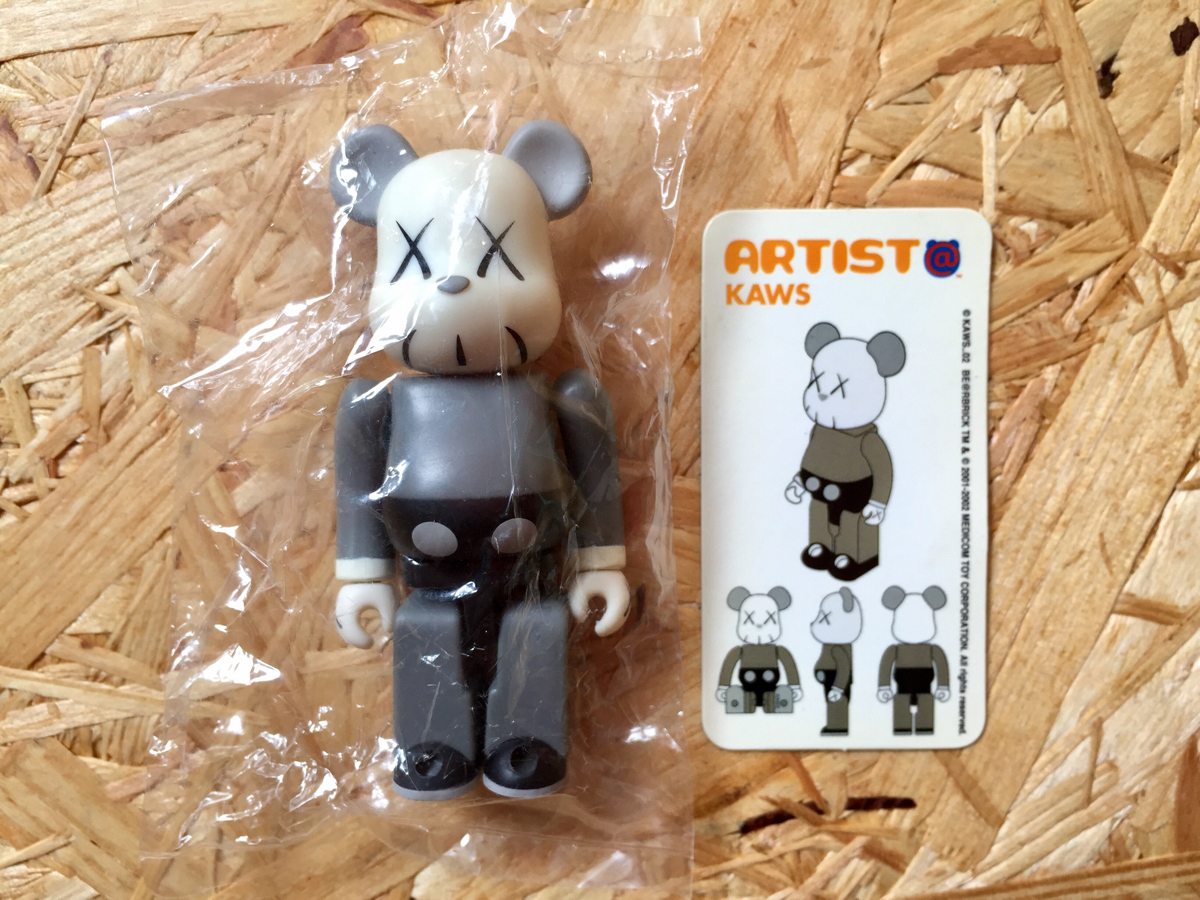 未開封 BE@RBRICK ベアブリック KAWS カウズ 100%
