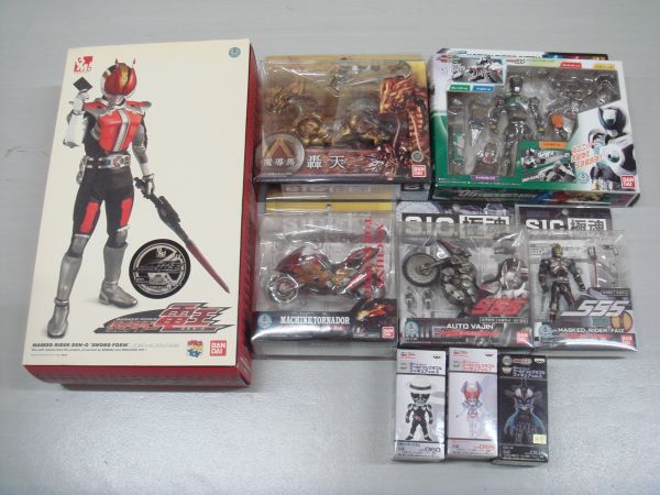 ! M11 バンダイ S.I.C.極魂 魔導馬轟天 マシントルネイダー 他 フィギュア まとめ