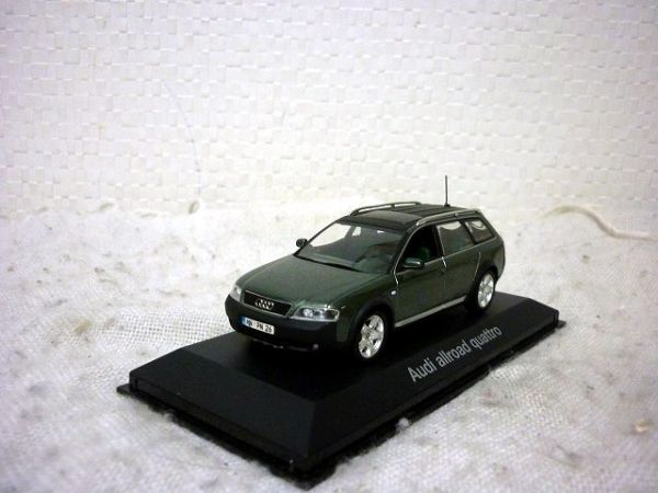 アウディ オールロード クアトロ 1/43 ミニカー 特注 ミニチャンプス