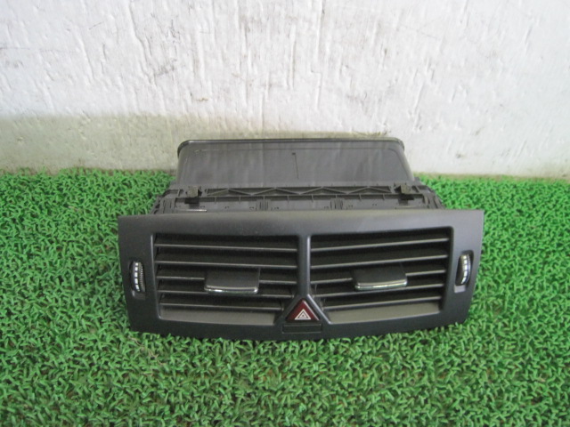 ◇ベンツ Bクラス 245232 W245 フロント センター エアコン 吹出口