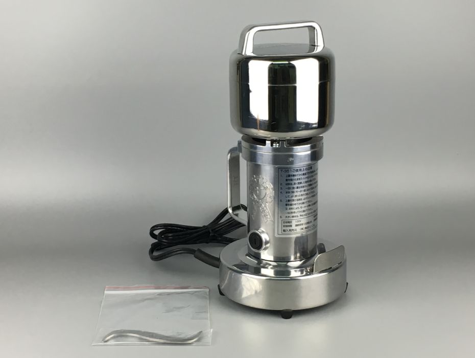 ㈱東京ユニコム　ひきっ粉　乾燥食品製粉機T-351 300cc 100V
