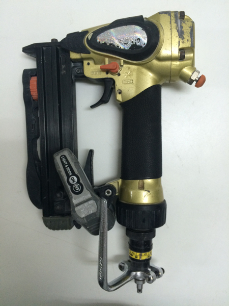 日立 HITACHI 高圧エアータッカー N2510HM 動作未確認