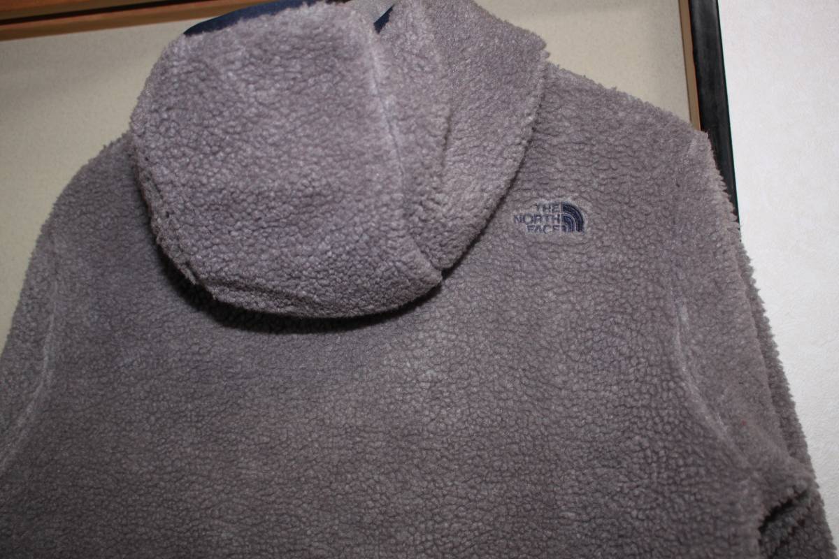 ノースフェイスジップパーカージャケットL　グレー バーサ パイル フーディー フリース AAW45910　フリースモコモコ