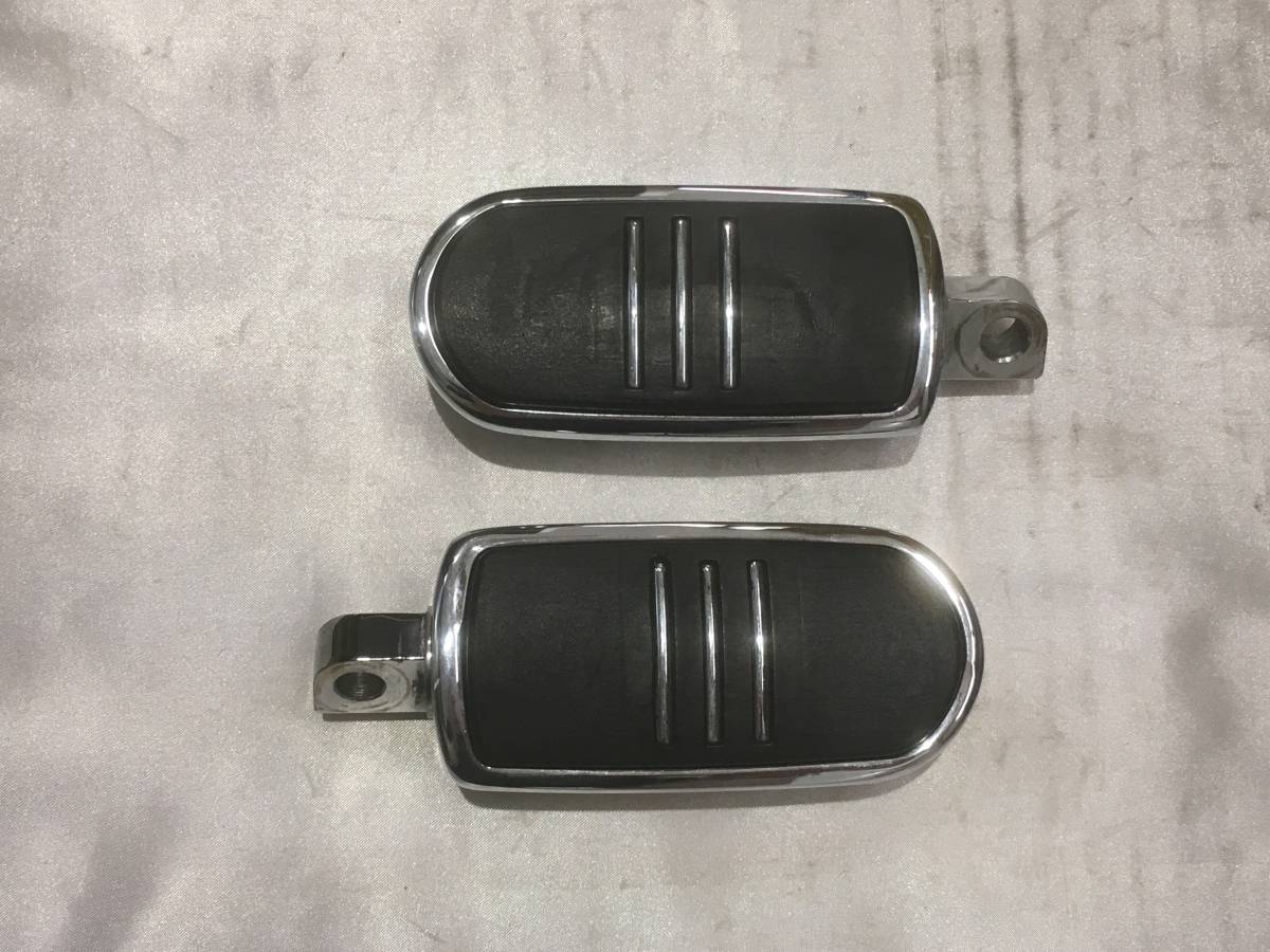 ハーレー純正　ノーマルフットペグ　FLTRXSから取外し