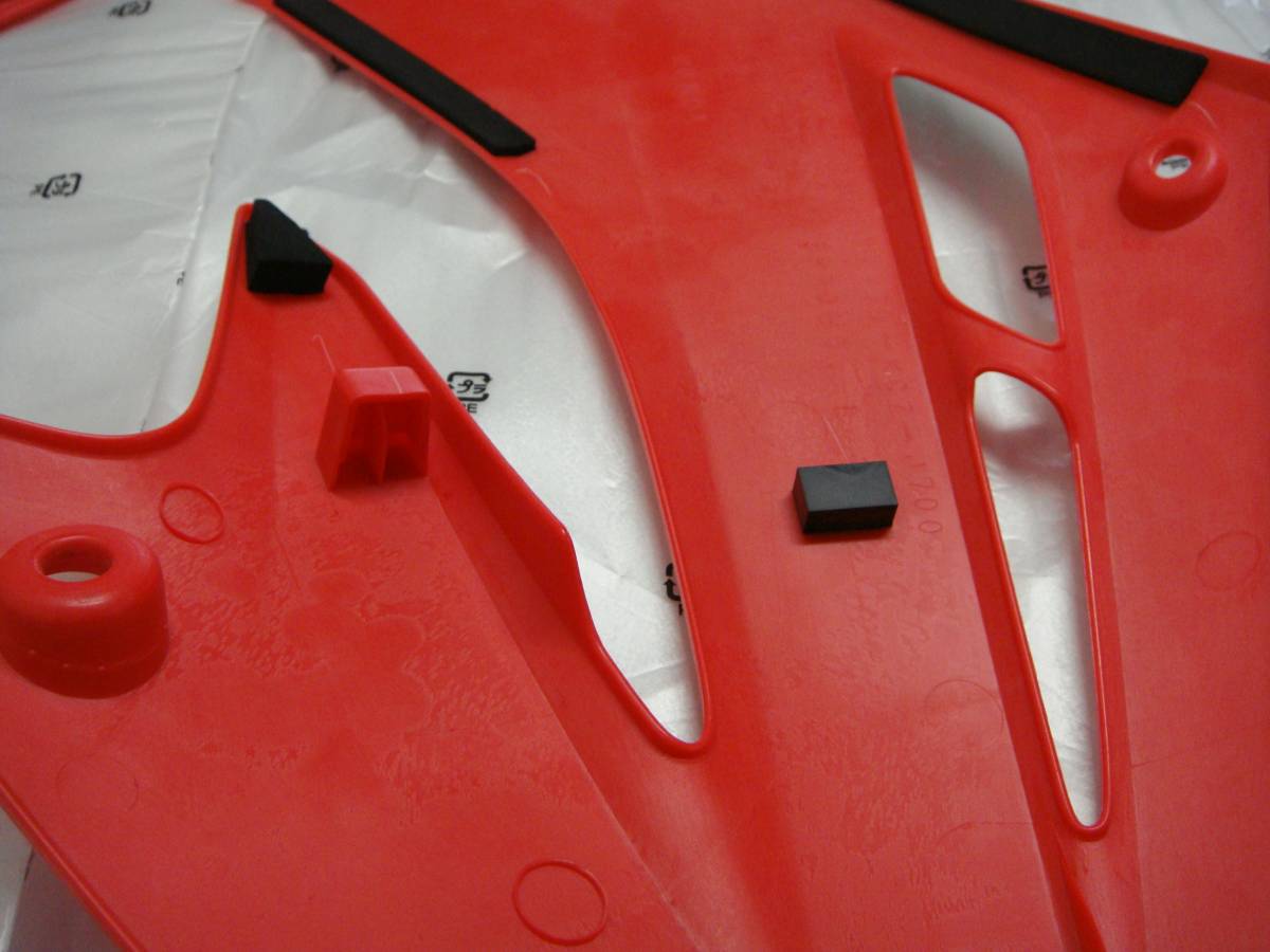 XR250 　MD30 シュラウド　左右セット　　