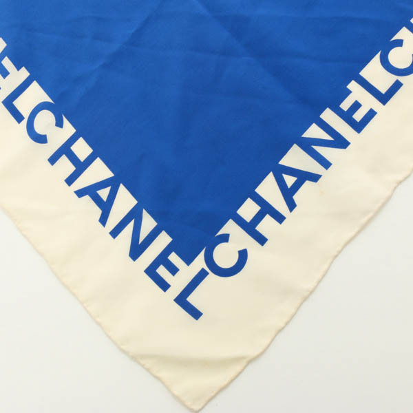 ☆CHANEL・シャネル☆シルク プリントスカーフ☆オフホワイト×ブルー