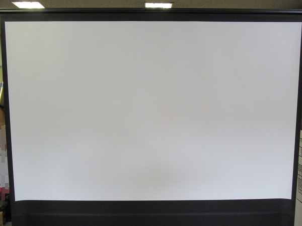 K1103◆EPSON　エプソン　携帯型ロールスクリーン（16：10）. 　ELPS25　引き取り可能　