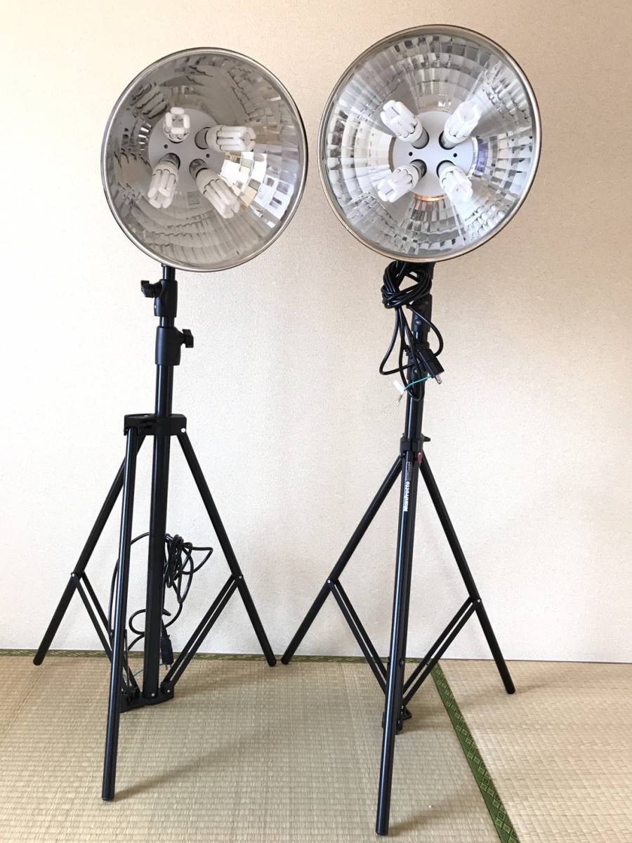 ★美品★ マンフロット三脚　トキスター　撮影用ライト　２台セット　スタジオ　撮影機材　照明