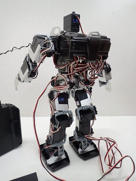 1745b/801C○KONDO 近藤科学 二足歩行ロボット KHR-1 リモコンKRC-1